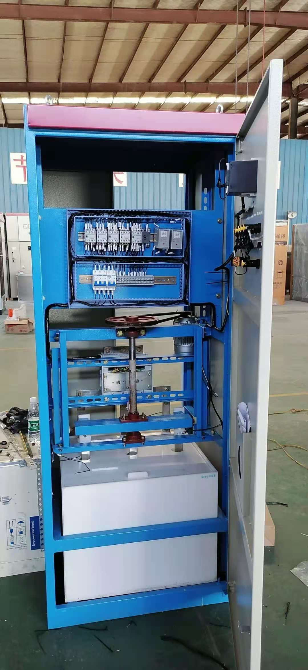 MWLS系列立磨軟起動水阻柜